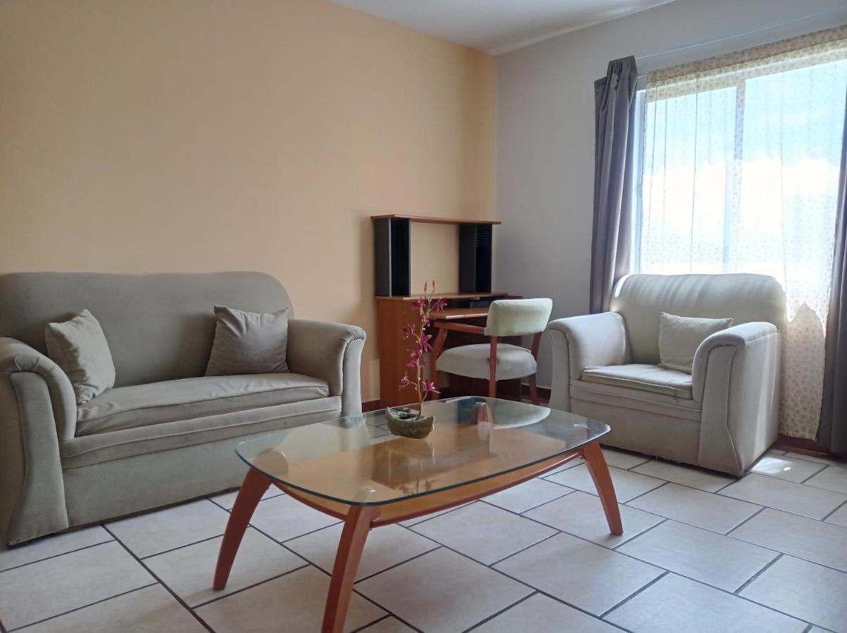 Confort Ejecutivo Suites Lindavista Guadalupe  Zewnętrze zdjęcie
