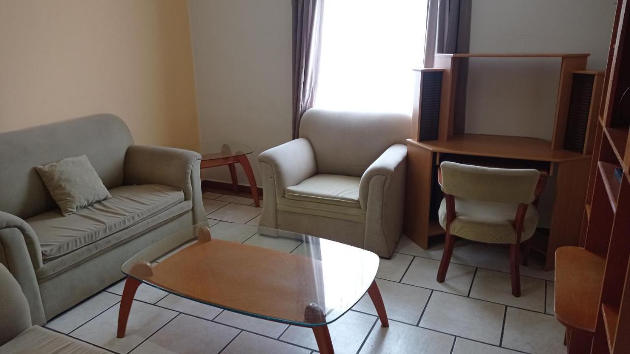 Confort Ejecutivo Suites Lindavista Guadalupe  Zewnętrze zdjęcie