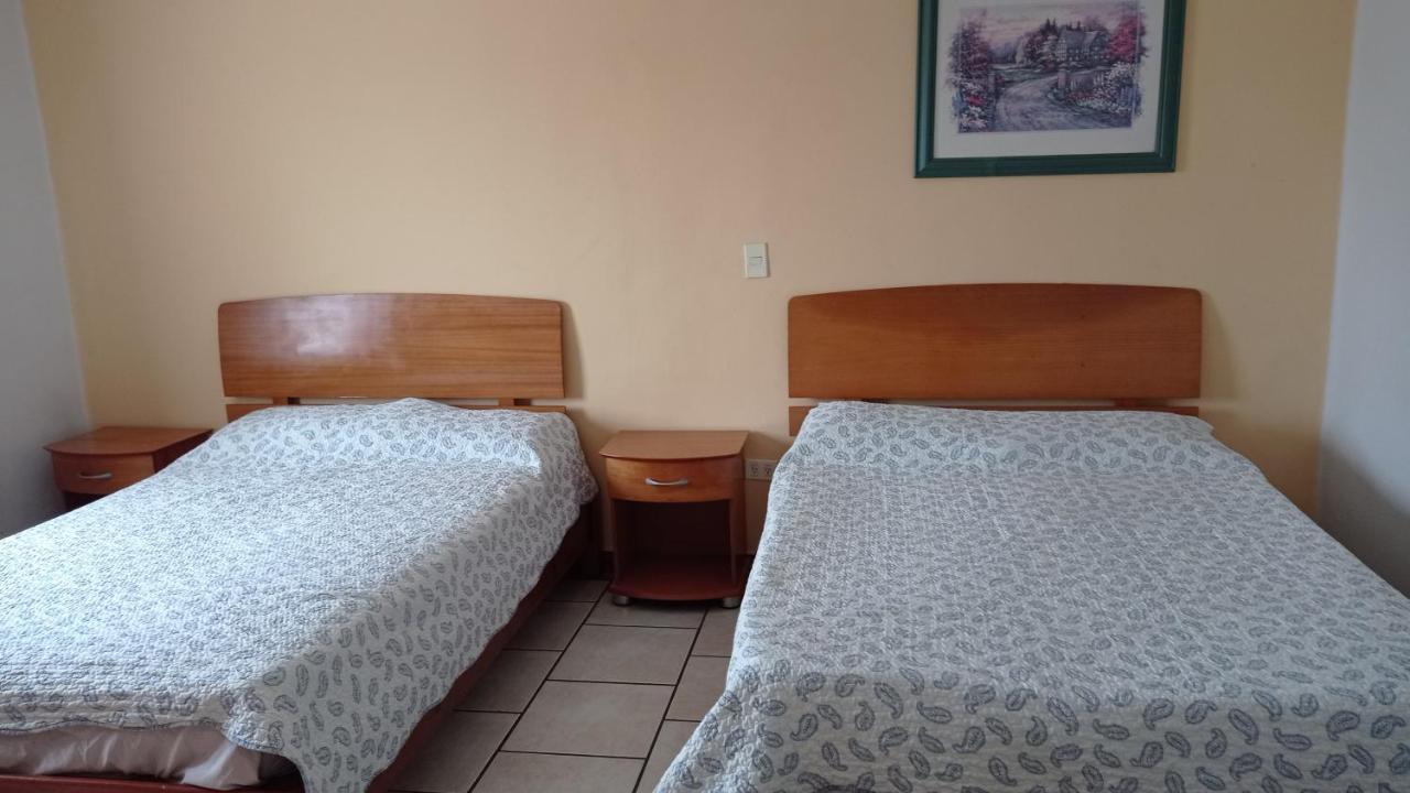Confort Ejecutivo Suites Lindavista Guadalupe  Zewnętrze zdjęcie
