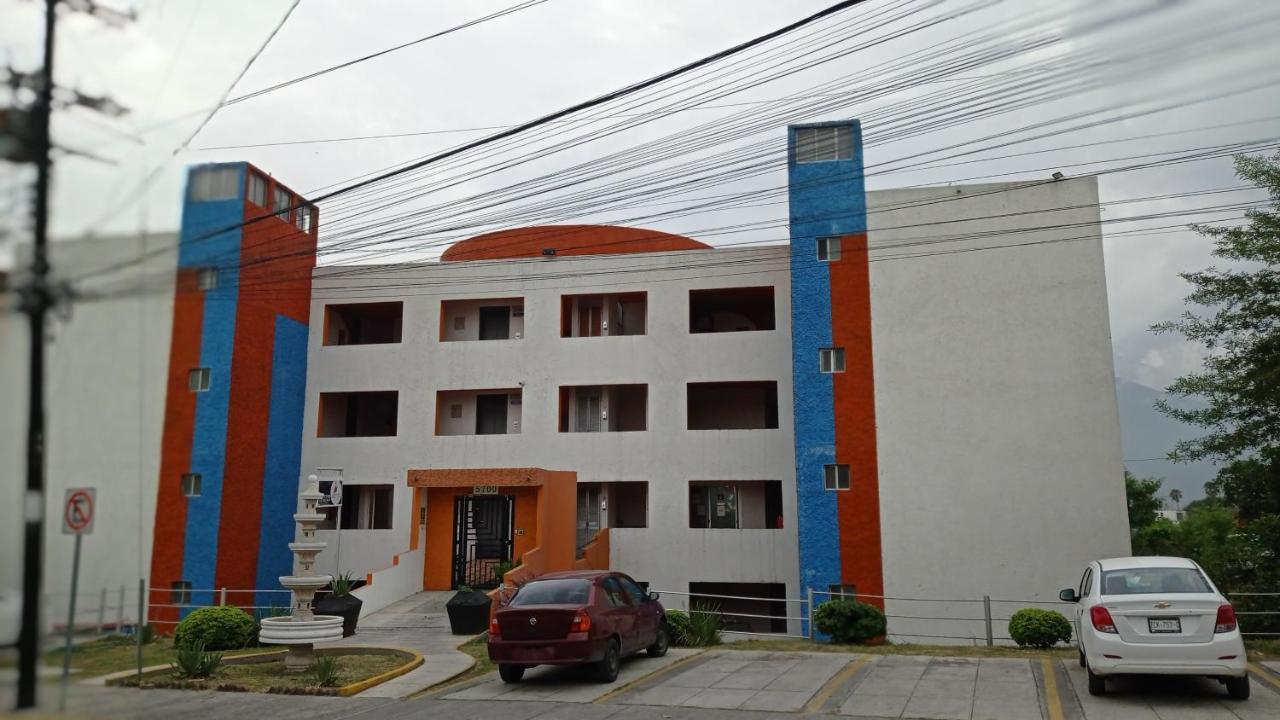 Confort Ejecutivo Suites Lindavista Guadalupe  Zewnętrze zdjęcie