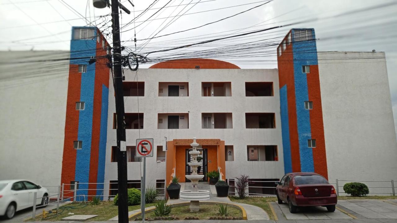 Confort Ejecutivo Suites Lindavista Guadalupe  Zewnętrze zdjęcie