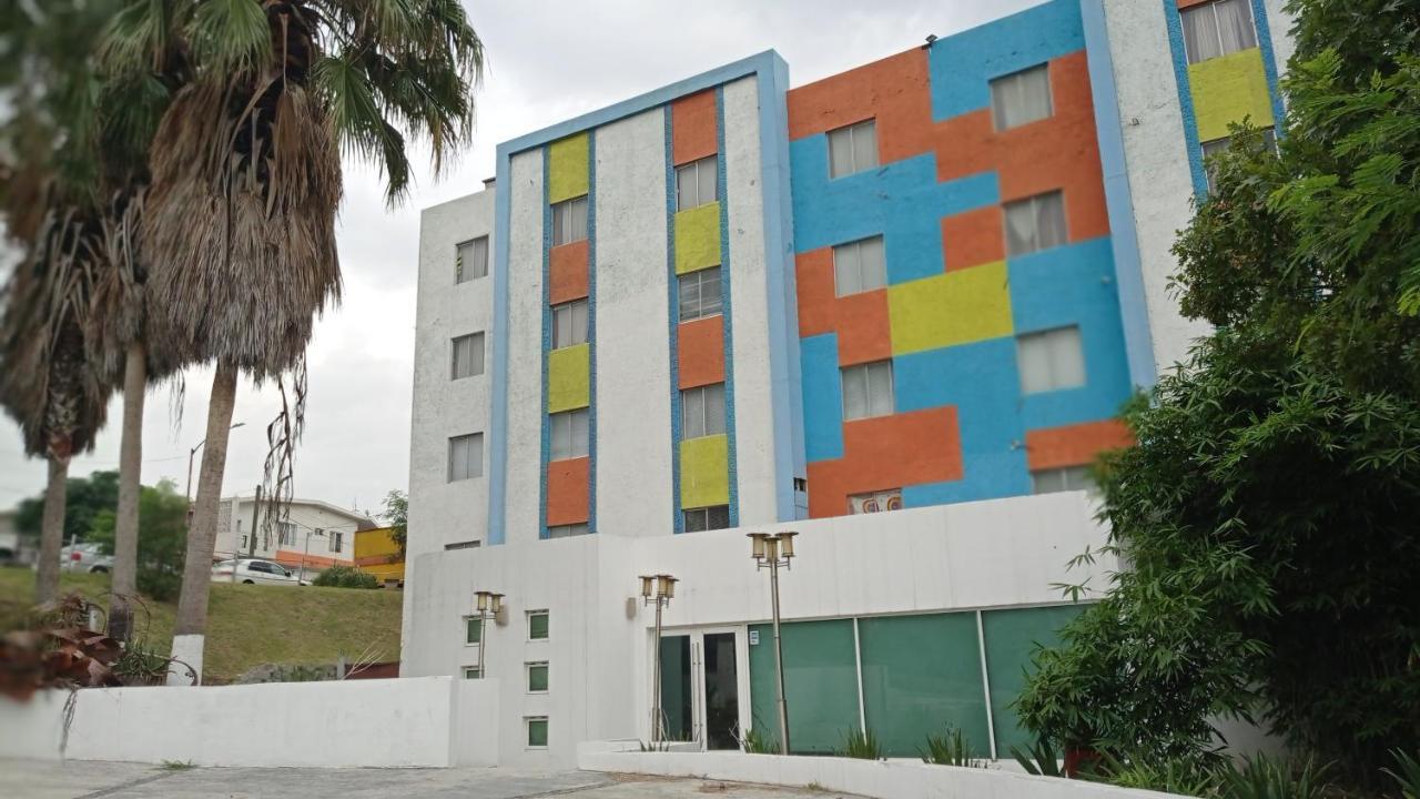 Confort Ejecutivo Suites Lindavista Guadalupe  Zewnętrze zdjęcie