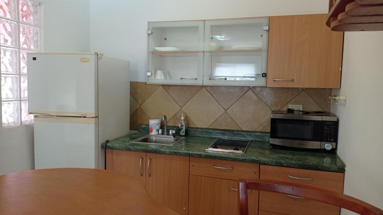 Confort Ejecutivo Suites Lindavista Guadalupe  Zewnętrze zdjęcie