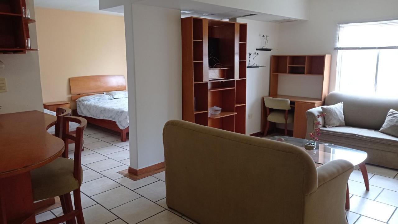 Confort Ejecutivo Suites Lindavista Guadalupe  Zewnętrze zdjęcie